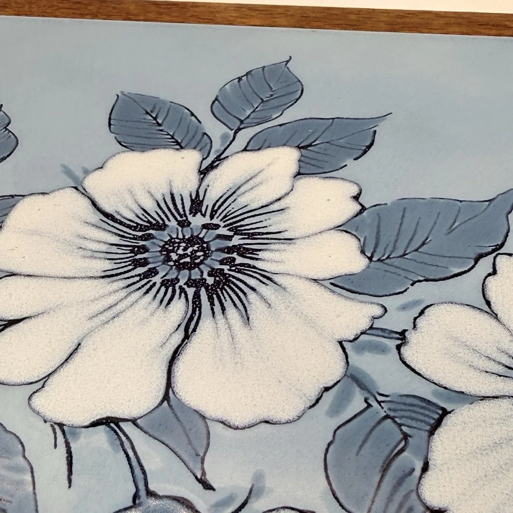 1970s Blue Daisy Ceramic 9